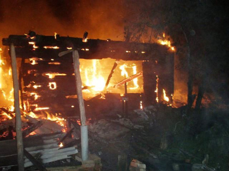 У Житомирському районі під час пожежі згорів чоловік