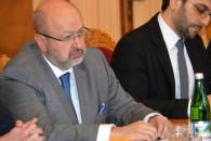 Верховний комісар ОБСЄ в Ужгороді закликав не політизувати мовне питання
