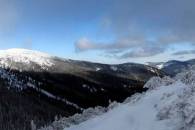 Морозні Карпати: Якою казковою буває зима на вершинах Ґорґан (ФОТО)