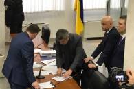 У Києві суд розглянув апеляційну скаргу щодо запобіжного заходу Труханову (ХРОНІКА)
