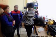 Жінка у хутряній шапці вкрала червону ікру у супермаркеті (ФОТО)