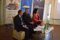 В Ужгороді віце-прем'єр-міністр Климпуш-Цинцадзе відкрила конференцію про кордони з ЄС (ФОТО)