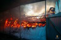 На Тернопольщине сгорел гаражный ангар с…