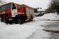 В Харькове спасатели вынесли из огня жен…