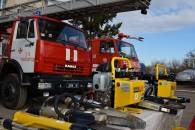 Польські рятувальники презентували закарпатським колегам гідравлічні інструменти (ФОТО)