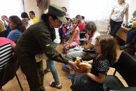 В Ужгороді гвардійці відвідали особливих дітей (ФОТО)