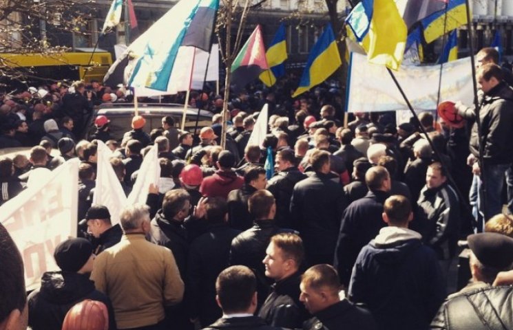 Шахтарі в Києві скандували "Слава "ЛНР"…