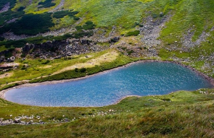 Мистическое озеро Бребенескул в Карпатах…
