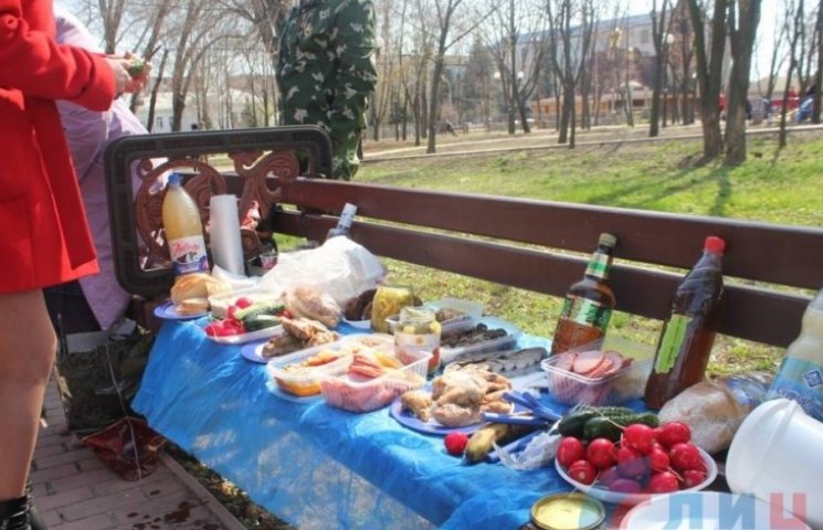 Как в Луганске захват СБУ праздновали: б…