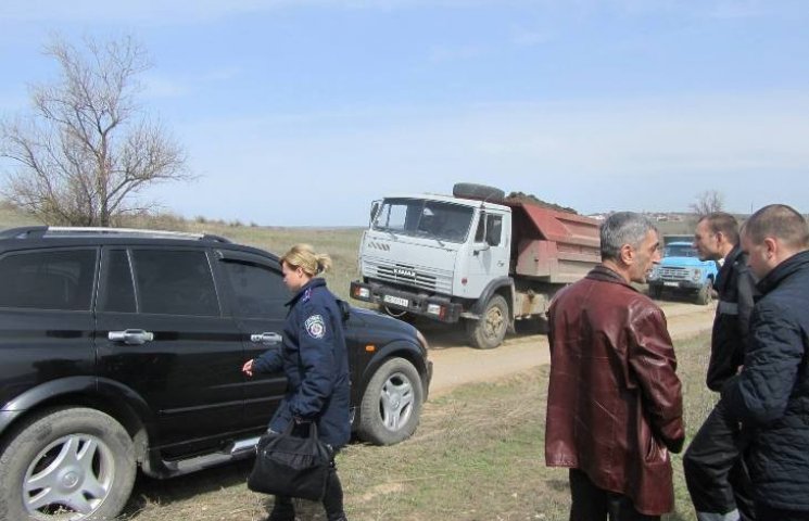 На Миколаївщині незаконно вивозять і тор…