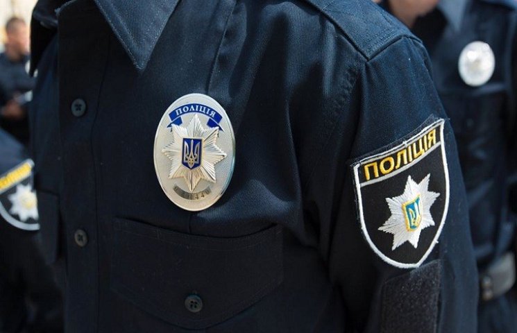 В Харькове пьяный водитель избил копа…