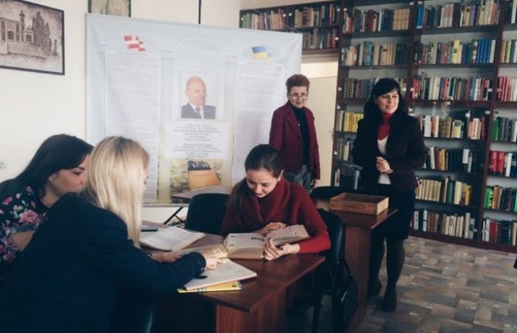 У Кіровограді відкрили приватну бібліоте…