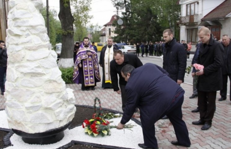 На Буковине открыли памятник ликвидатора…