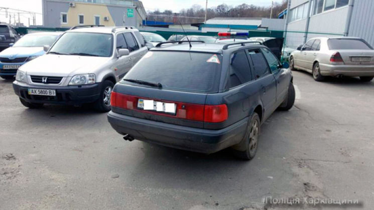 В Харькове задержали водителя с фейковым…