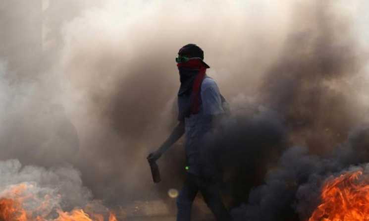 У Венесуелі антиурядові протести перерос…