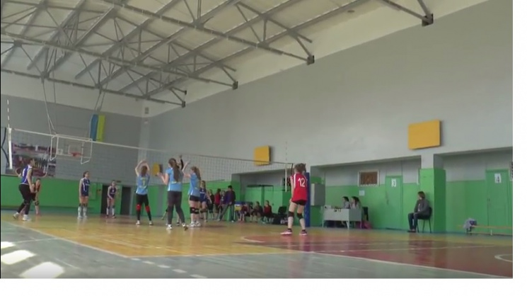 В Полтаве проходит волейбольный турнир "…