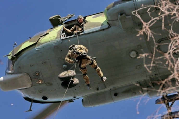 На Кубани военный спецназ учится прыгать…