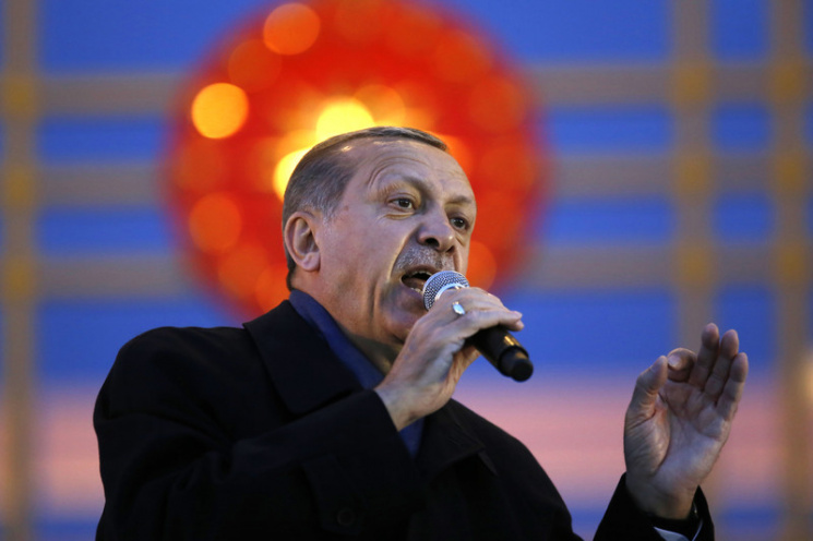 Чем грозит Эрдогану успех на референдуме…