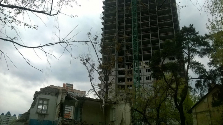 Київ суворий: Як бетонні монстри знищуют…