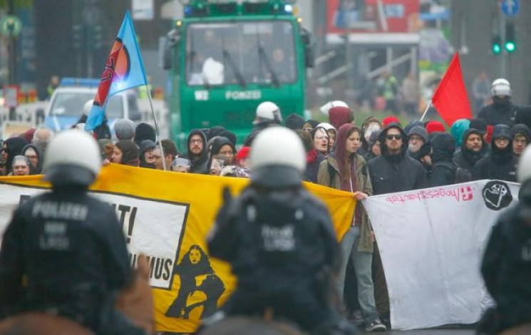 В Германии беспорядки: на митинге против…