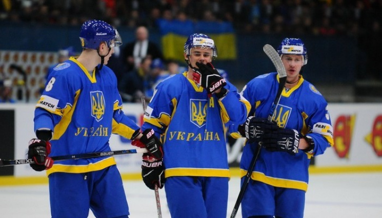 Збірна України знову програла на хокейно…