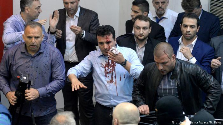 Столкновения в Македонии: 77 пострадавши…