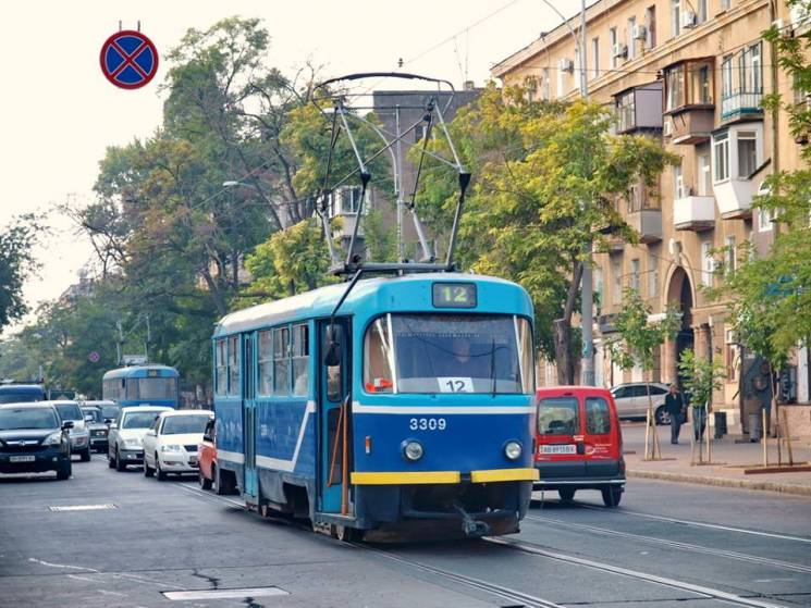 Відсьогодні один з одеських трамваїв под…