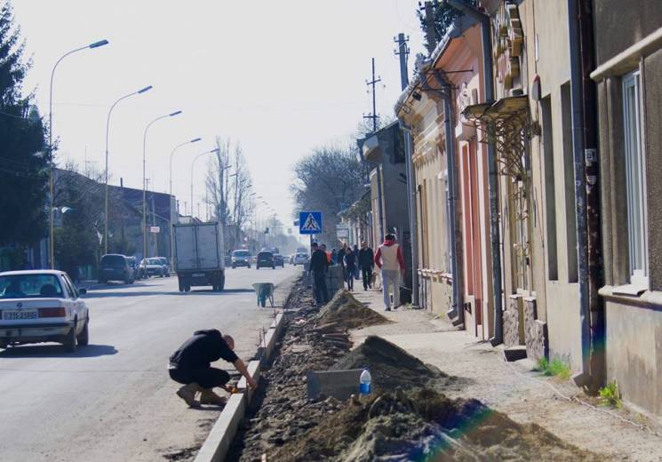 В Ужгороді на ремонт вулиці Гагаріна вит…