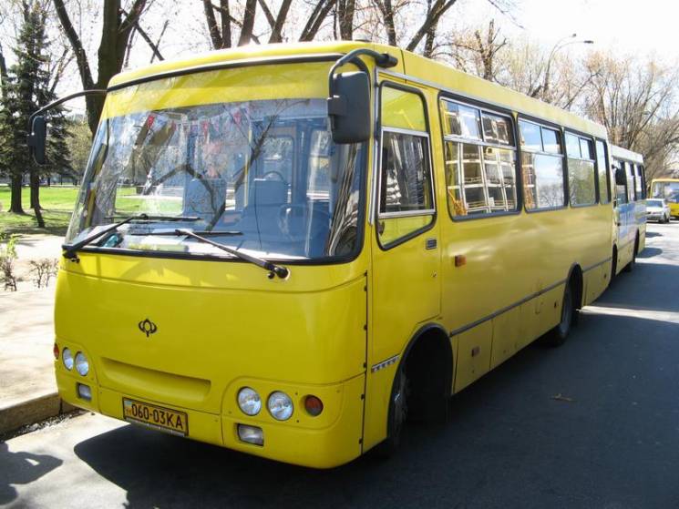 На Проводи в Одесі громадський транспорт…