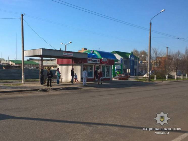 У Полтаві на зупинці "Промбаза" автобус…