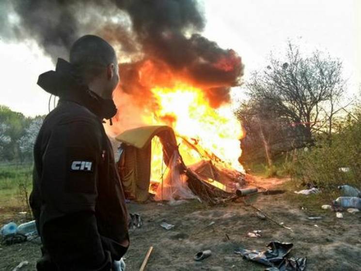 Сожженный лагерь: Почему украинцам нравя…