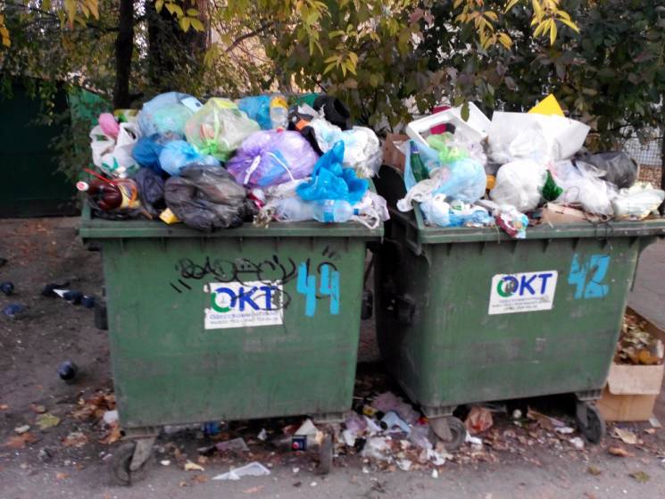 Одеські смітники прибиратимуть двічі на…