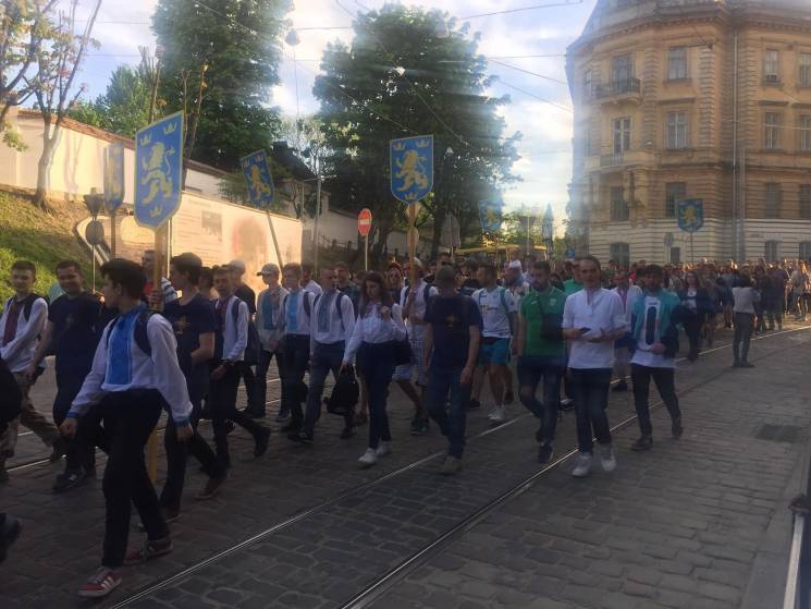 Як у Львові розпочався марш з нагоди 75-…