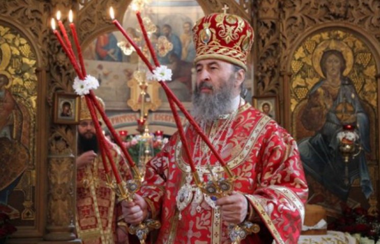 В России просят митрополита Онуфрия пред…