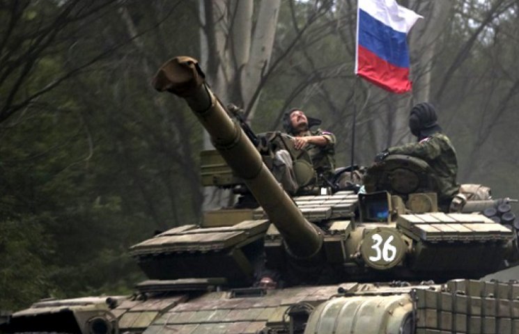 На Донбасі бойовики танками руйнують зал…