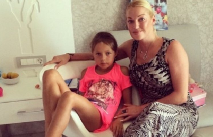 Анастасія Волочкова з дочкою розважають…