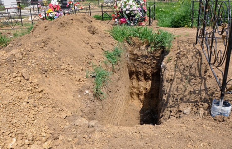 В России тайно похоронили солдата без го…