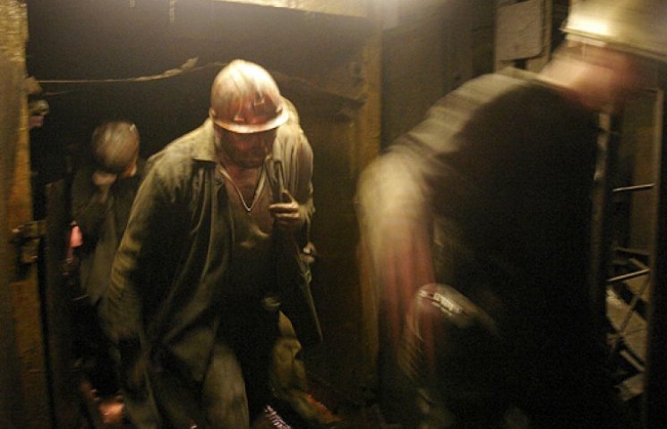 104 горняка, застрявшие в донецкой шахте…