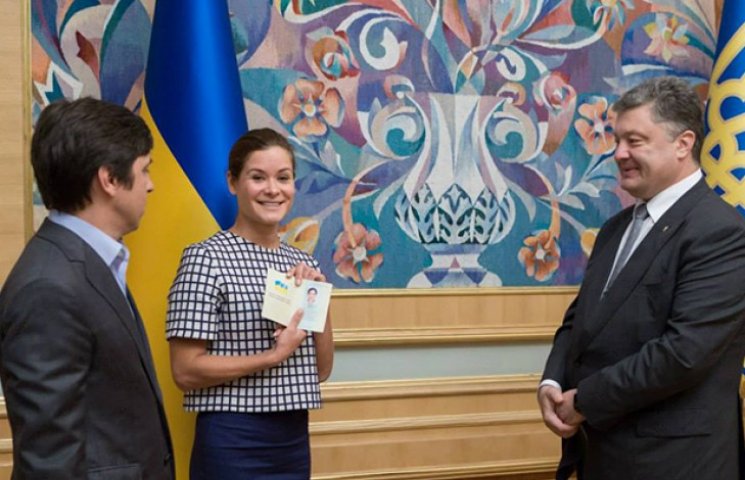 Марія Гайдар стала громадянкою України…