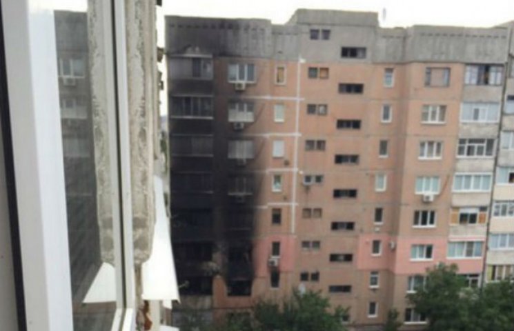 У Луганську сталася масштабна пожежа у б…