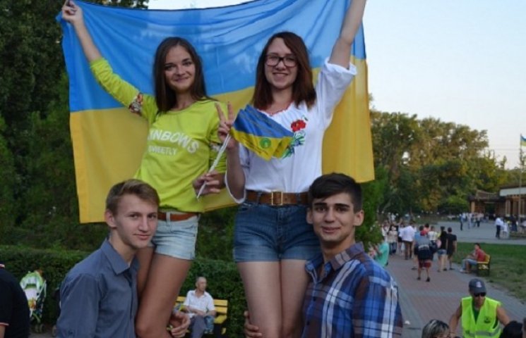 Запоріжці з понад двома тисячами українс…
