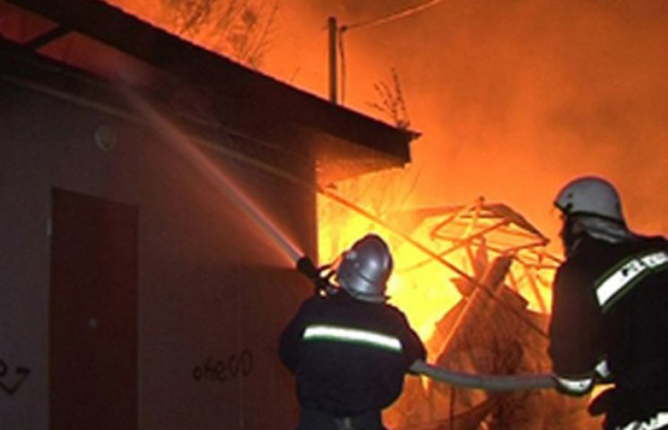 На Сумщині у пожежі згорів "бомж"-"піром…