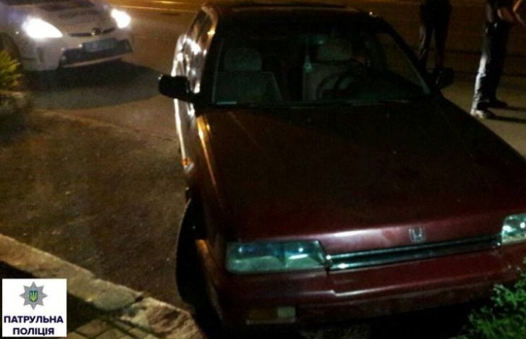 У Миколаєві знайшли авто, викрадене в Од…