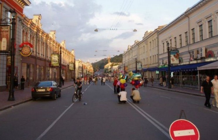 Улица Сагайдачного в Киеве стала пешеход…