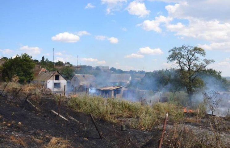 На Миколаївщині через пожежу сухостою за…