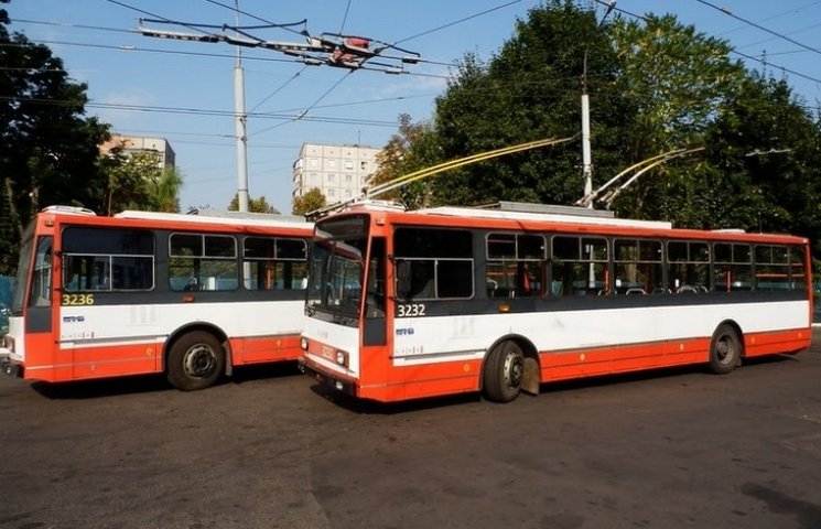 В Ровно троллейбусы курсируют по-новому…