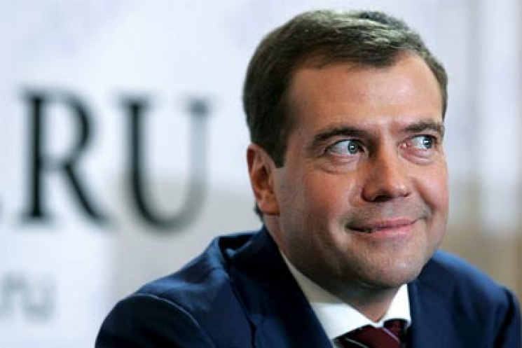 Медведев решил снова подразнить крымчан…