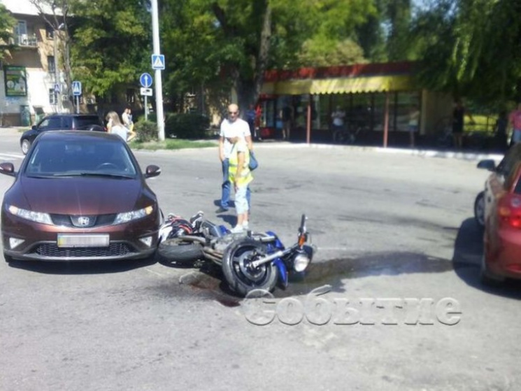На Днепропетровщине мотоциклист погиб в…