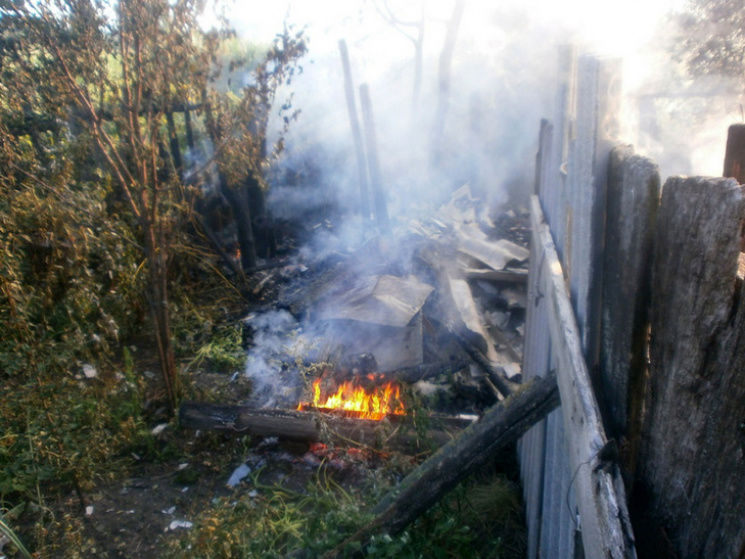 У селі на Полтавщині рятувальники гасили…