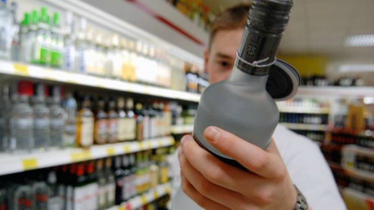 Ціни на алкоголь знов "полетіли" вгору…